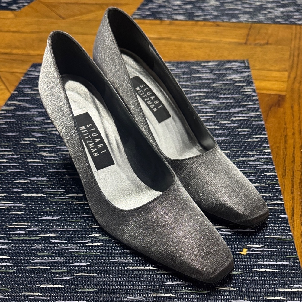 Stuart Weitzman Metallic Gray Heels
